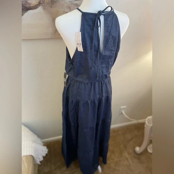 Women’s NWT New York & Company Denim Dress - Picture 6 of 7